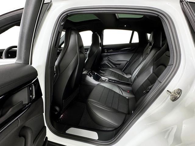 new 2025 Porsche Panamera car, priced at $121,745