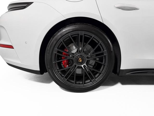 new 2026 Porsche Panamera car, priced at $183,370