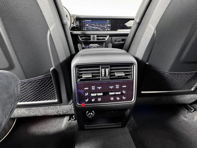 new 2025 Porsche Cayenne car, priced at $107,065