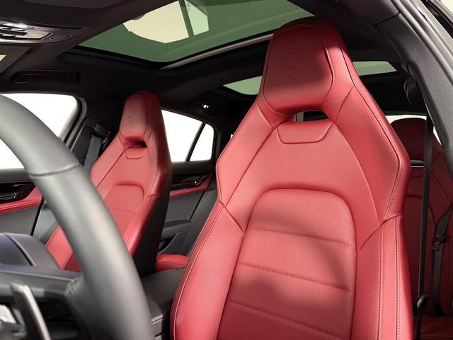 new 2025 Porsche Panamera car, priced at $127,325