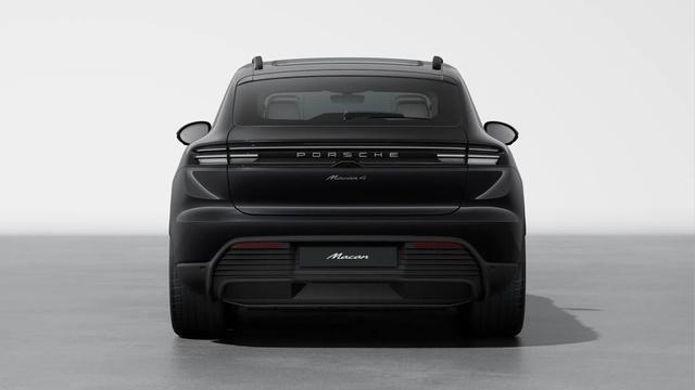 new 2025 Porsche Cayenne car, priced at $100,060