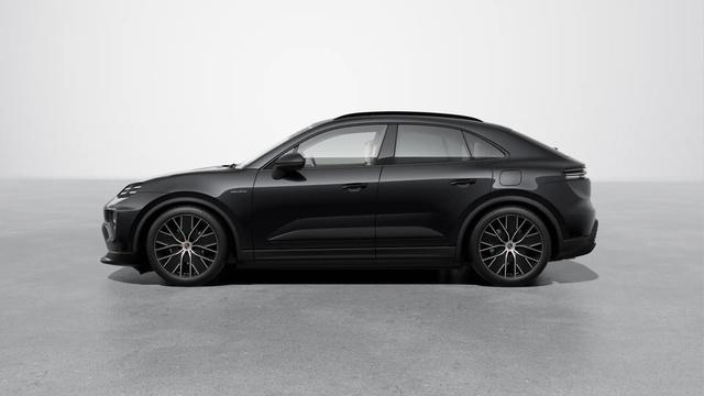 new 2025 Porsche Cayenne car, priced at $100,060