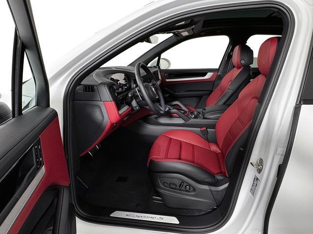 new 2025 Porsche Cayenne car, priced at $95,845