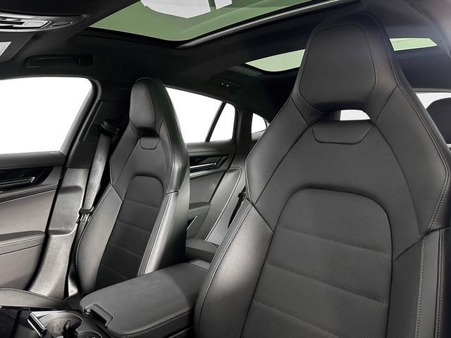 new 2026 Porsche Panamera car, priced at $130,770