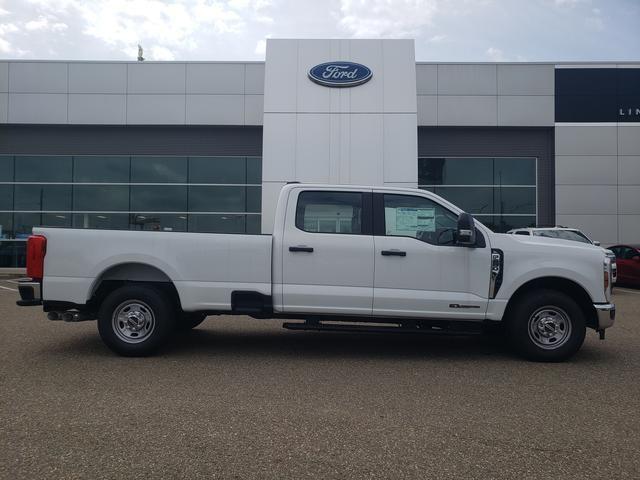new 2025 Ford F-250 car, priced at $52,147
