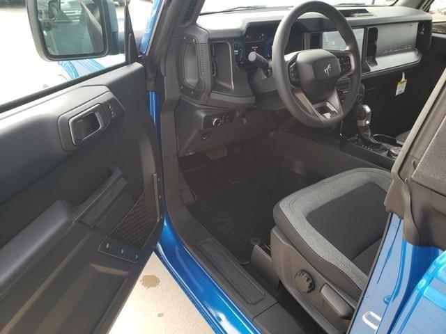 new 2025 Ford Bronco car, priced at $41,674