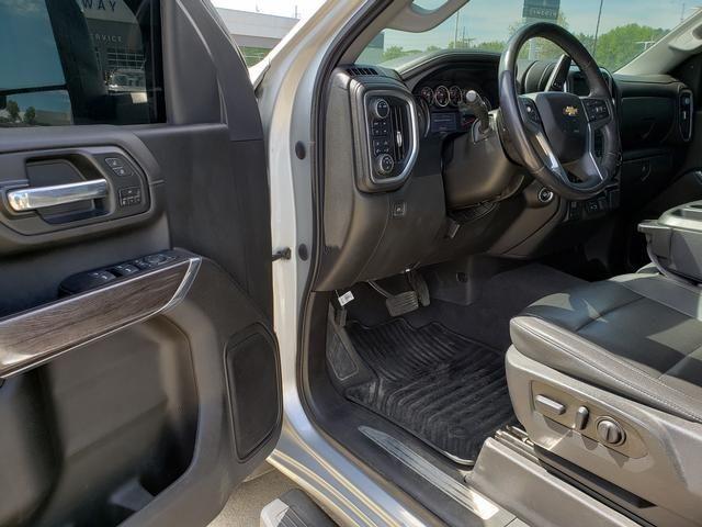 used 2022 Chevrolet Silverado 2500 car, priced at $45,995