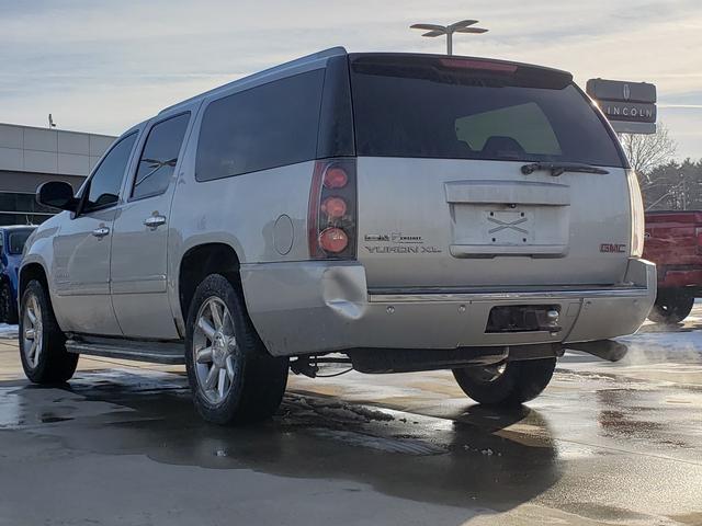 used 2011 GMC Yukon XL car, priced at $5,000