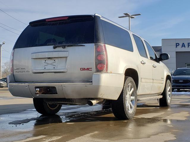 used 2011 GMC Yukon XL car, priced at $5,000