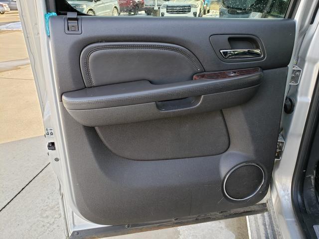 used 2011 GMC Yukon XL car, priced at $5,000