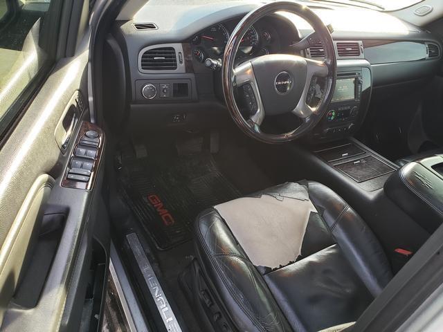 used 2011 GMC Yukon XL car, priced at $5,000