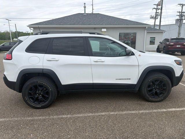 used 2020 Jeep Cherokee car, priced at $22,995