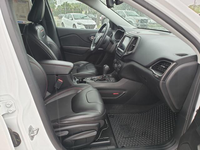 used 2020 Jeep Cherokee car, priced at $22,680