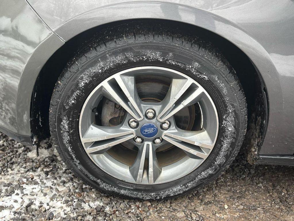 used 2012 Ford Focus car, priced at $5,900