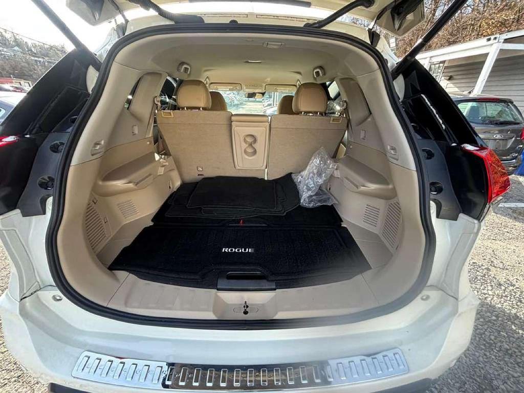 used 2020 Nissan Rogue car, priced at $10,900