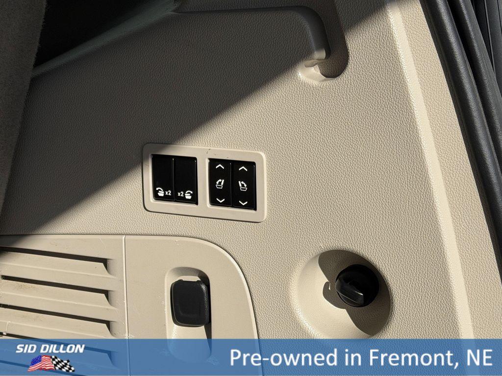 used 2017 GMC Yukon car, priced at $22,495