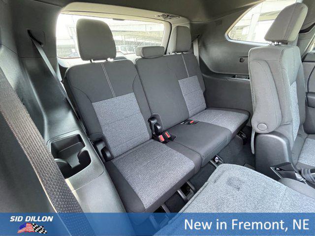 new 2026 GMC Acadia car, priced at $45,736