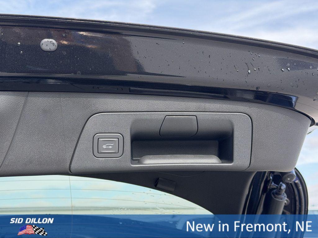 new 2026 Buick Envision car, priced at $53,419