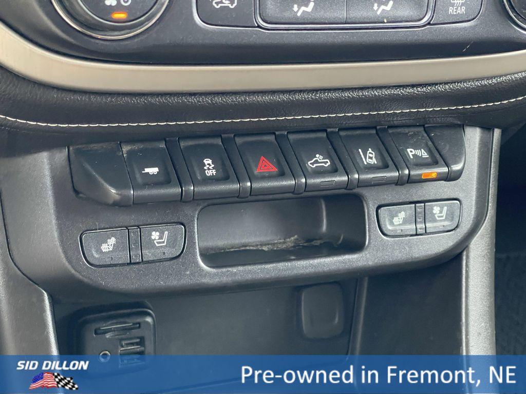 used 2021 GMC Canyon car, priced at $32,995