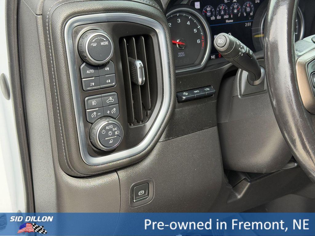 used 2021 Chevrolet Silverado 1500 car, priced at $33,995