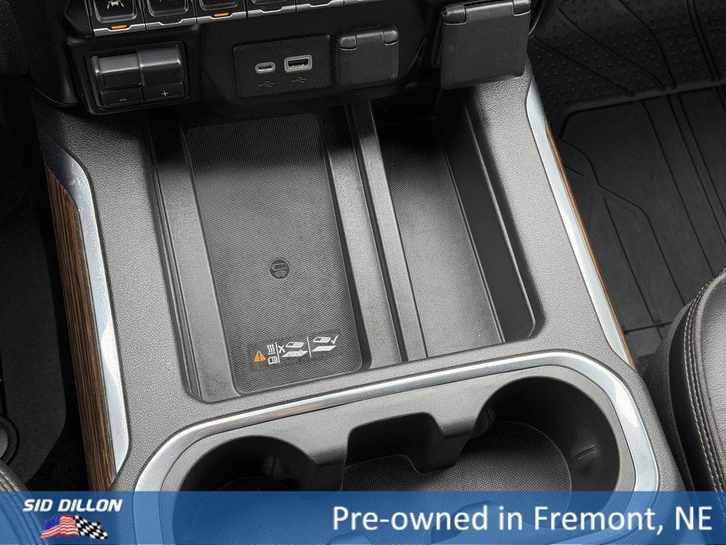 used 2021 Chevrolet Silverado 1500 car, priced at $33,995