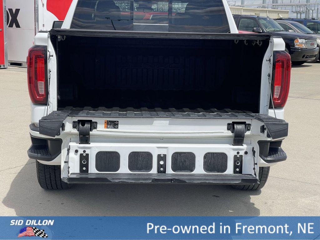 used 2022 GMC Sierra 1500 car, priced at $39,122