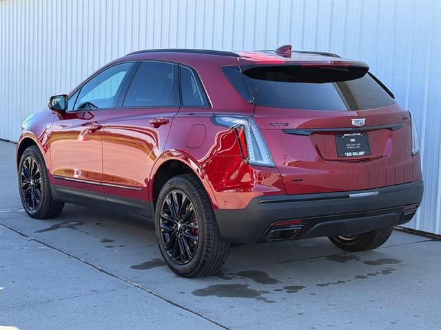 new 2026 Cadillac XT5 car, priced at $70,639