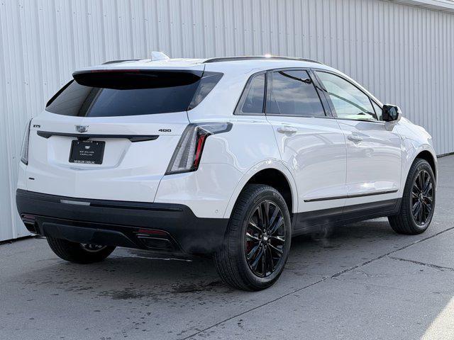 new 2026 Cadillac XT5 car, priced at $69,639