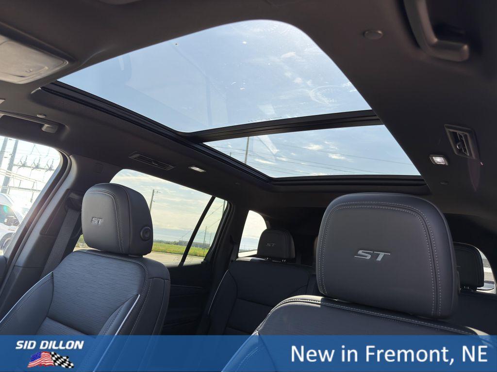 new 2026 Buick Enclave car, priced at $61,105