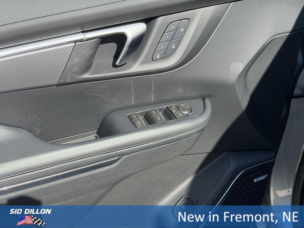 new 2026 Buick Enclave car, priced at $61,105