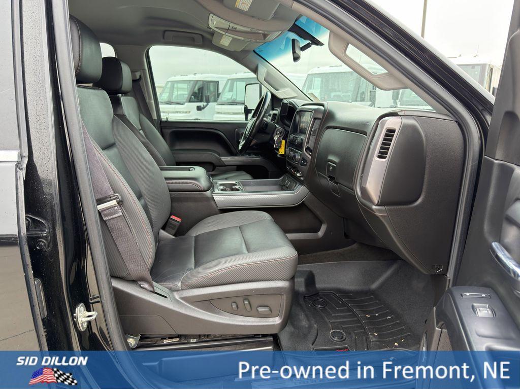 used 2016 GMC Sierra 2500 car, priced at $34,995