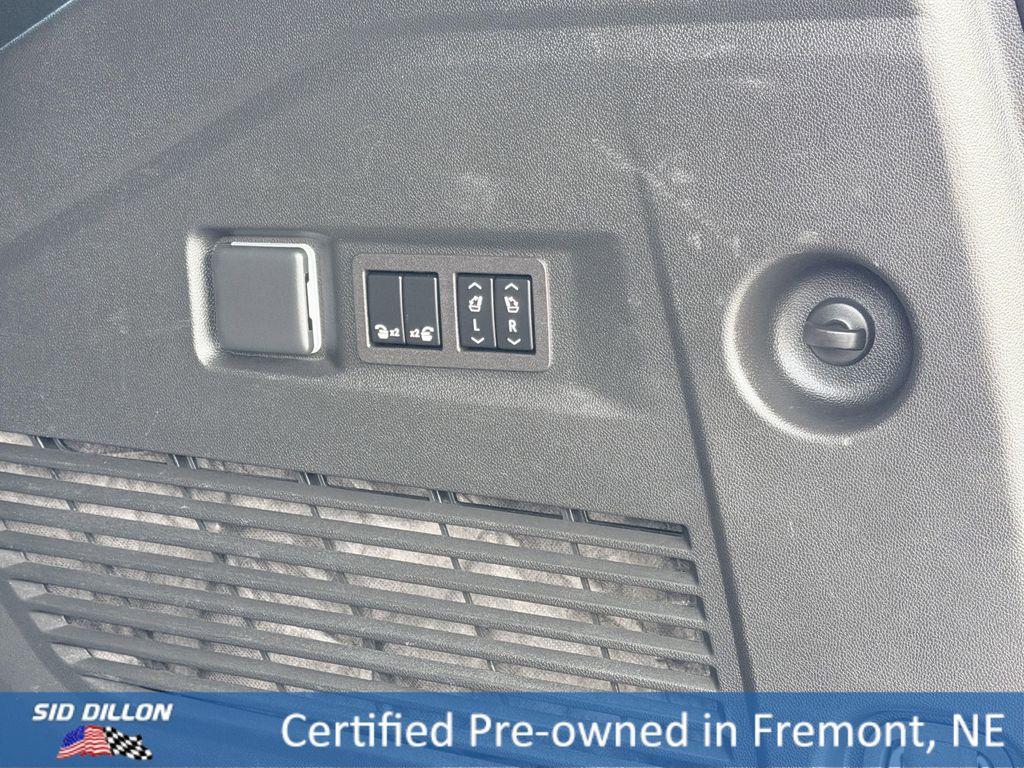 used 2023 Chevrolet Tahoe car, priced at $60,995