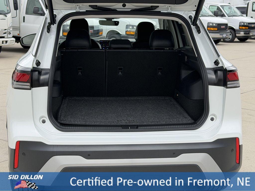 used 2025 Volkswagen Tiguan car, priced at $32,995