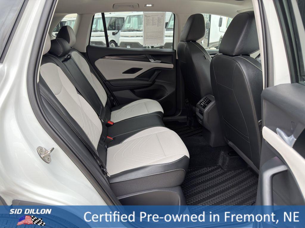 used 2025 Volkswagen Tiguan car, priced at $32,995