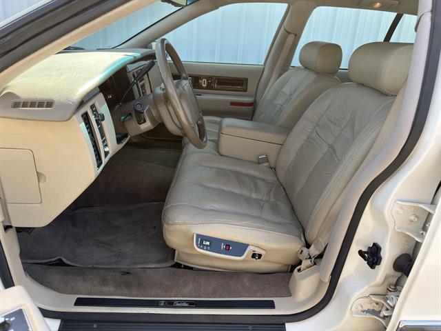 used 1996 Cadillac Fleetwood car, priced at $29,995