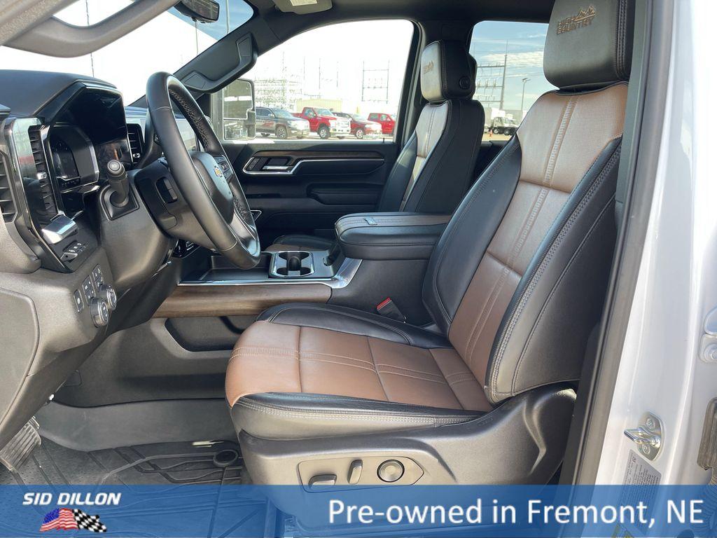 used 2025 Chevrolet Silverado 2500 car, priced at $73,995