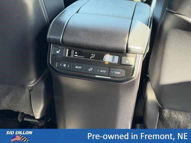 used 2022 Toyota Highlander car, priced at $39,794