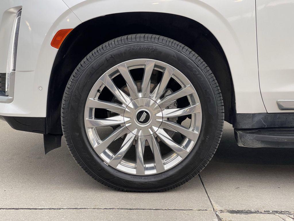 used 2023 Cadillac Escalade ESV car, priced at $62,327