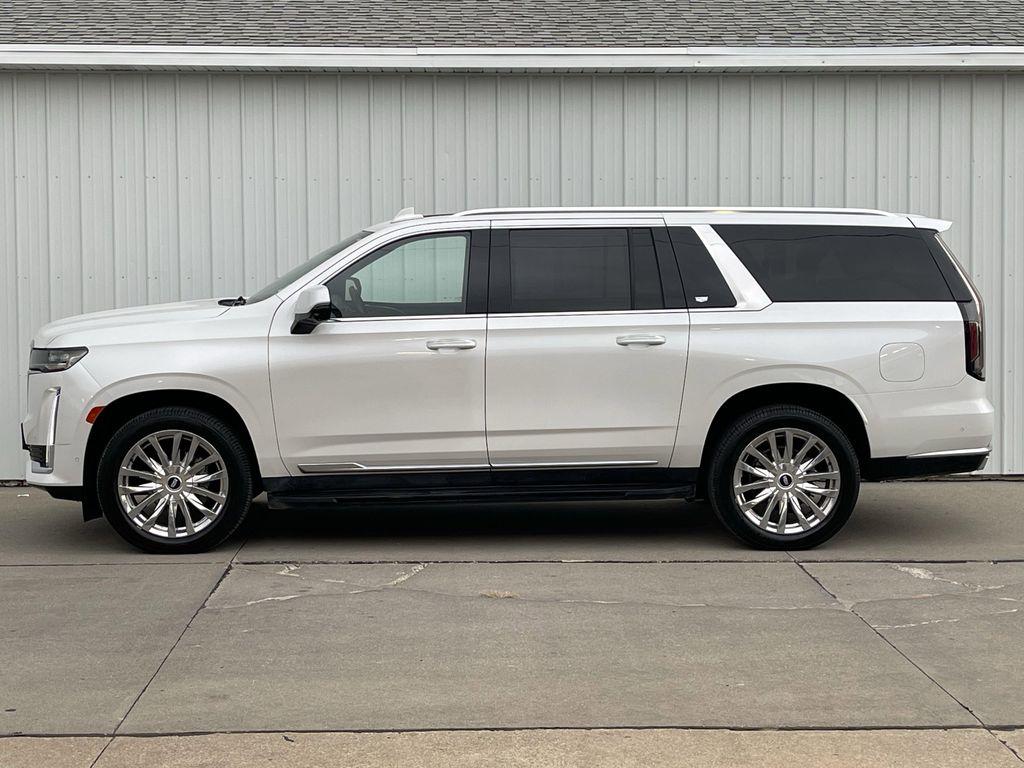 used 2023 Cadillac Escalade ESV car, priced at $62,327