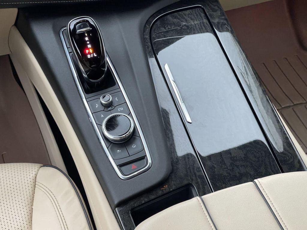 used 2023 Cadillac Escalade ESV car, priced at $62,327