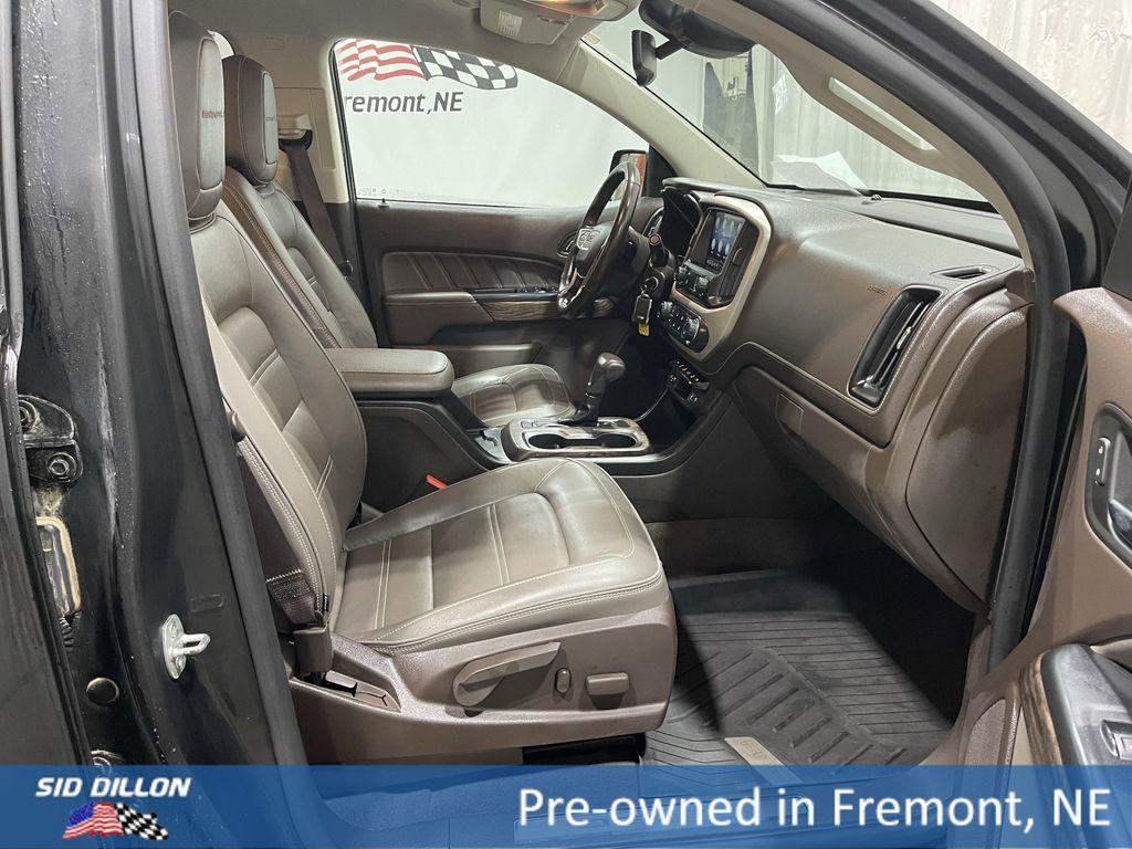 used 2021 GMC Canyon car, priced at $33,995