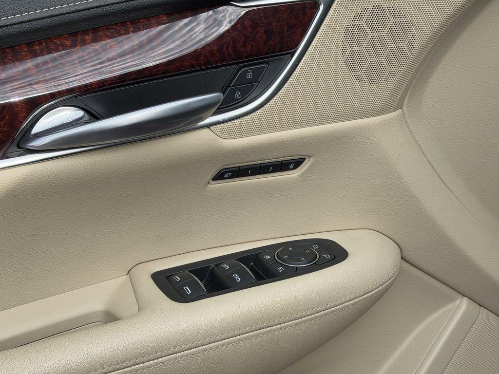 used 2019 Cadillac XT5 car, priced at $26,995