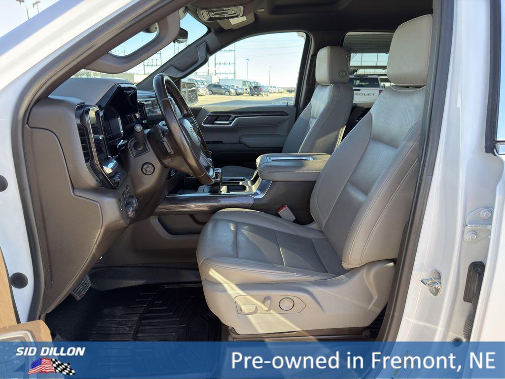 used 2022 Chevrolet Silverado 1500 car, priced at $37,495