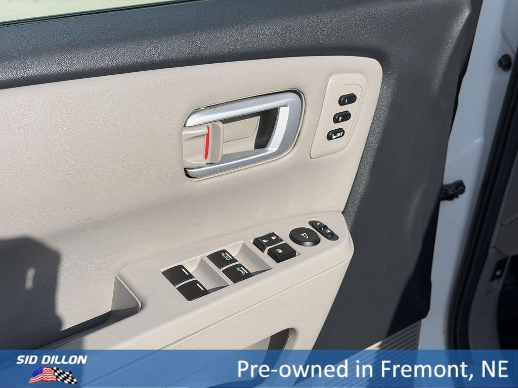 used 2013 Honda Pilot car, priced at $14,495