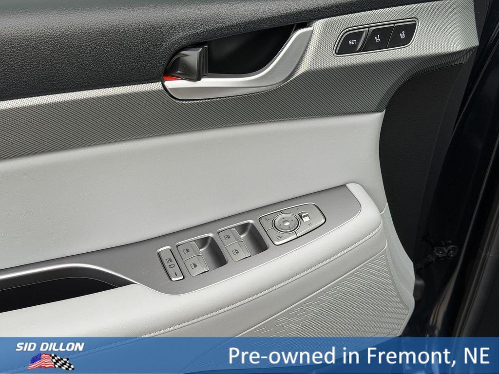 used 2025 Hyundai Palisade car, priced at $40,995