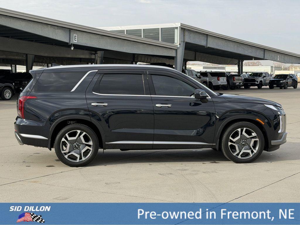used 2025 Hyundai Palisade car, priced at $40,995