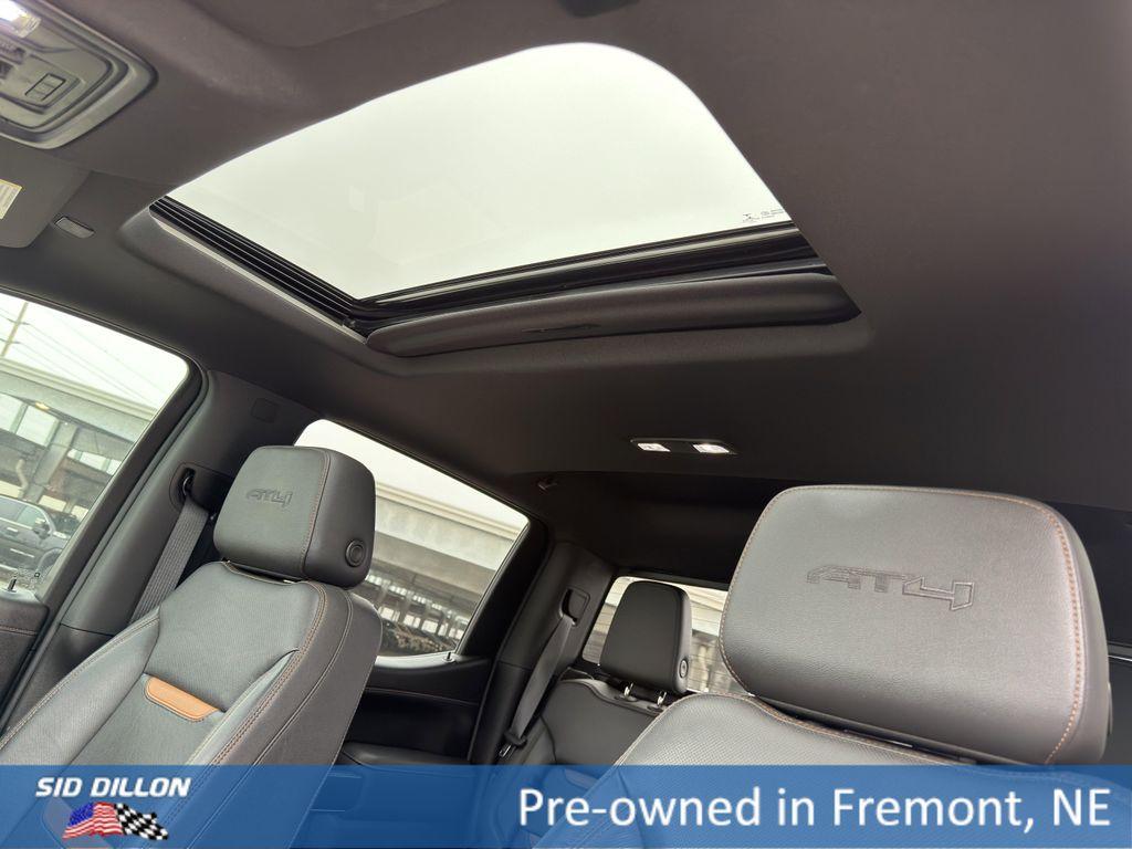 used 2022 GMC Sierra 1500 car, priced at $38,995