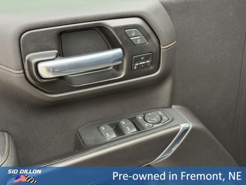 used 2022 GMC Sierra 1500 car, priced at $38,995