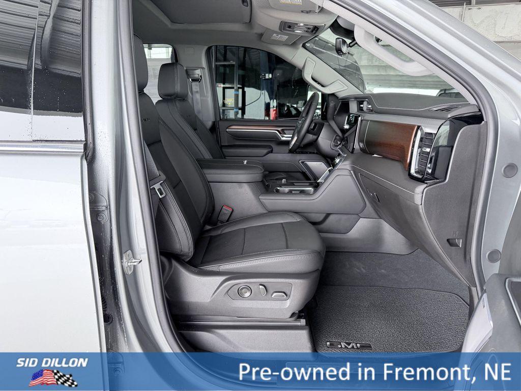 used 2025 GMC Sierra 2500 car, priced at $78,595