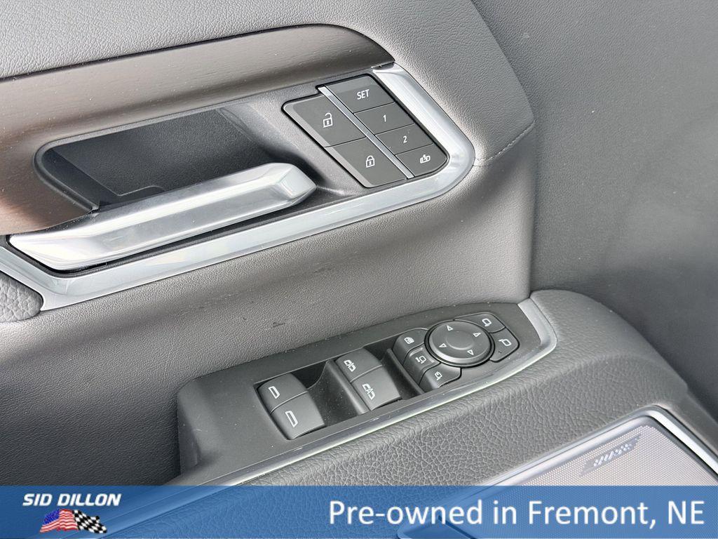 used 2025 GMC Sierra 2500 car, priced at $78,595